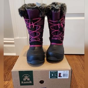 Girl's snow boots